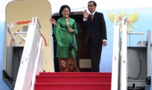 jokowi iriana