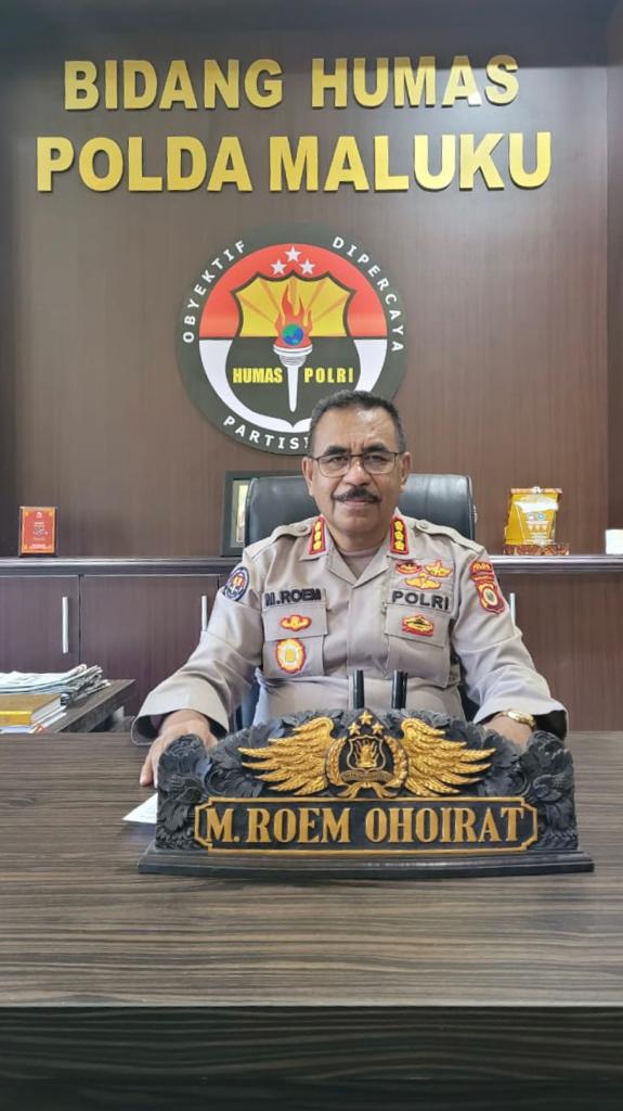 2 oknum anggota Polisi ditangkap Propam Polda Maluku diduga memerkosa seorang perempuan di sebuah hotel Kota Ambon, Senin (19/6/2023) sekitar pukul 19.00 WIT. Mereka berinisial Bripka SN dan Briptu RS, sedangkan korban adalah perempuan berinisial MS (39).