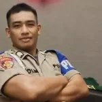 Anggota Provos Polda Sulawesi Tenggara ( Sultra ) yang digerebek ngamar dengan istri orang dipecat dari Kepolisian Republik Indonesia ( Polri