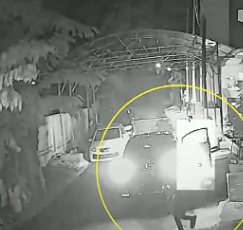 Driver taksi online menjadi korban pembunuhan dan perampokan, mayatnya ditemukan warga di Jalan Mugas Dalam Raya bersimbah darah dengan 4 luk