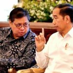 Jokowi menanggapi pemeriksaan Menteri Koordinator Perekonomian RI Airlangga Hartarto oleh Kejagung, hormati proses hukum yang berlaku.