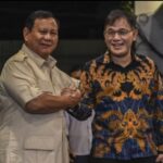 Budiman Sudjatmiko memiliki pilihan mengundurkan diri atau dipecat karena mendukung Prabowo Subianto sebagai bakal calon presiden (capres) 20