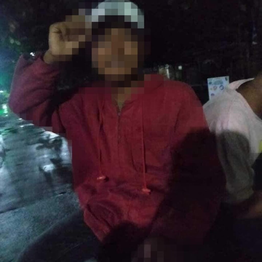 Murid yang bacok gurunya. Murid Madrasah Aliyah yang membacok gurunya berhasil ditangkap Unit Resmob Satreskrim Polres Demak, Selasa (26/9/2023) dini hari.