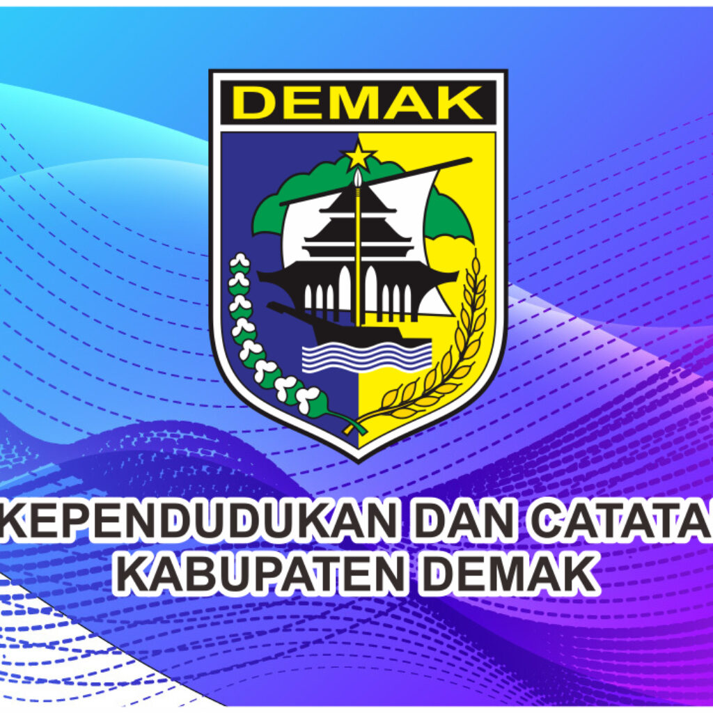 Kabid Dafduk Disdukcapil Yuni Widiarti Ssos.MM bersama tim melakukan perekaman e-KTP kepada 6 ODGJ dan 9 lansia di Desa Baleromo, Kecamatan D
