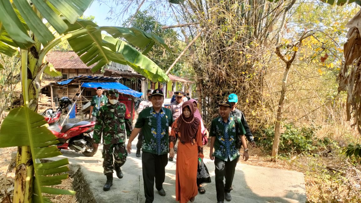 Tim gabungan TNI, Polri, Dinkes dan perangkat desa Baleromo, membawa K (45) penderita ODGJ berobat lanjutan ke RSJ Pedurungan Semarang, sehat