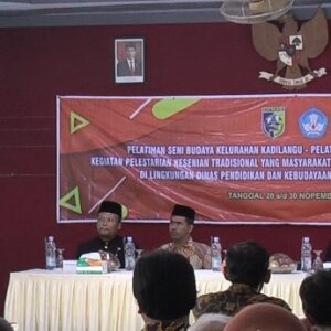 Bupati Demak dr.Eisti’anah, SE membuka pelatihan karawitan dan sastra jawa dengan maksud ‘Nguri-uri budaya luhur.