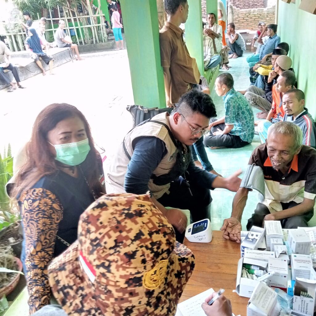 dr.Iriene wahyuni : penyakit pasca banjir yang diderita para pasien Pondok Rehabilitasi Sakit Jiwa kategori ringan,