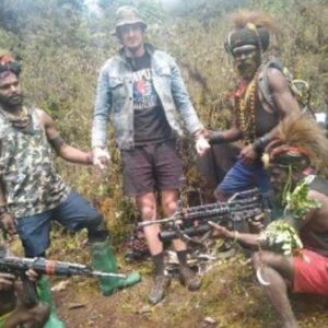 OPM OPM tampak ketakutan dan meminta agar TNI tidak gunakan pesawat udara, helikopter dan drone saat bertempur dengan mereka.