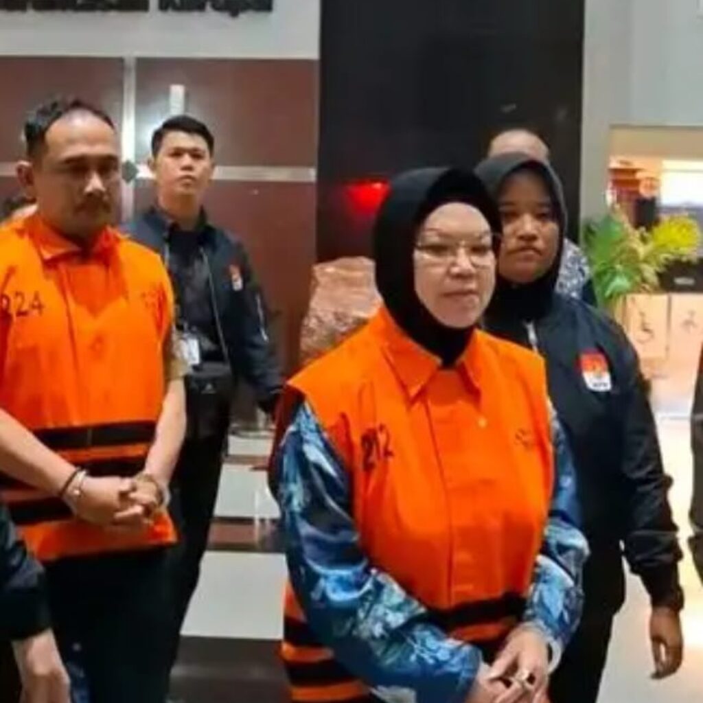 Bupati Etik